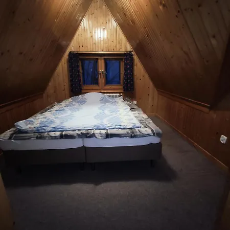 Nyaraló House In The Valley *