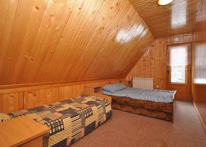 House In The Valley *